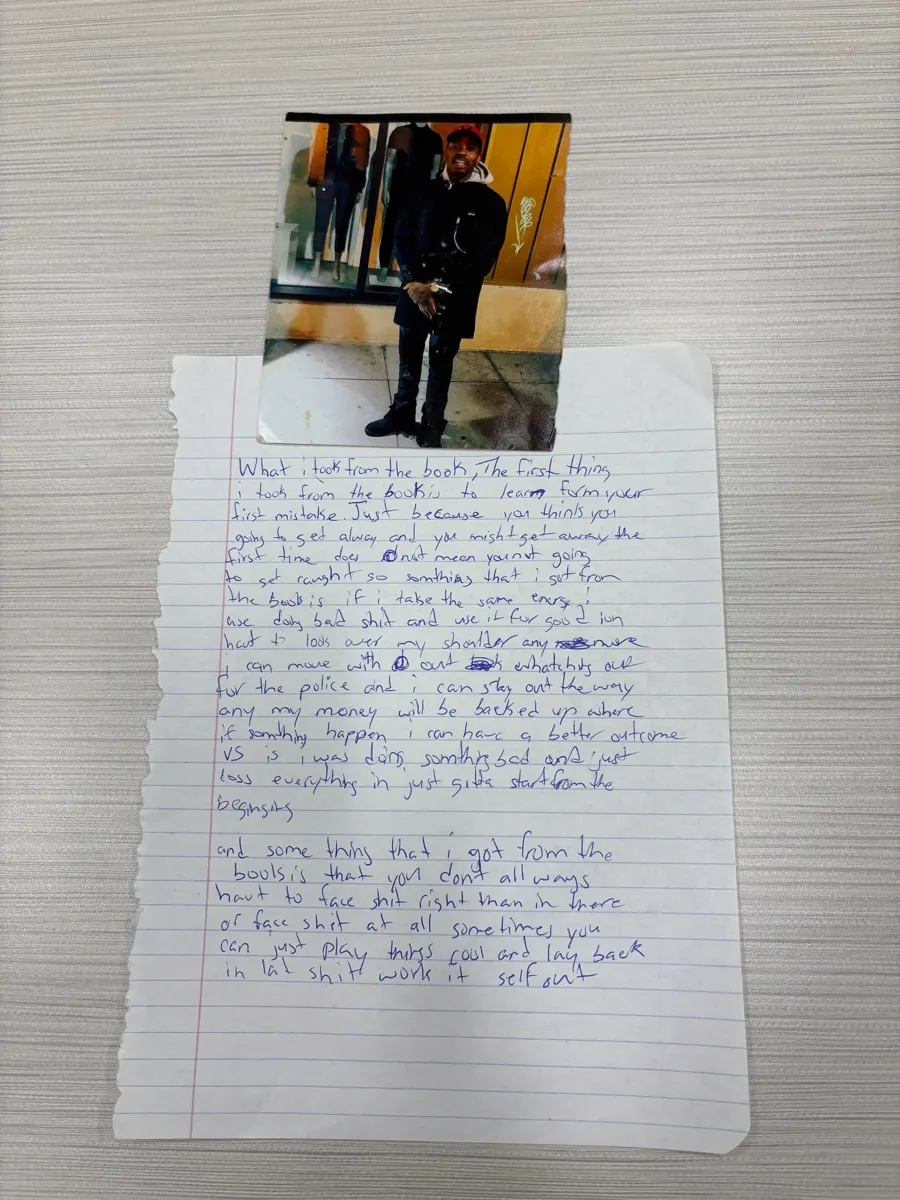 Handwritten letter with reader's photo